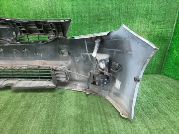 БАМПЕР НА TOYOTA PRIUS ZVW30