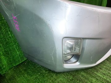 БАМПЕР НА TOYOTA PRIUS ZVW30