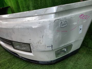 БАМПЕР НА NISSAN CEDRIC HY34