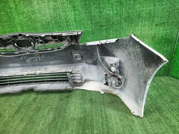 БАМПЕР НА TOYOTA PRIUS ZVW30