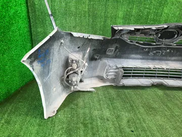 БАМПЕР НА TOYOTA PRIUS ZVW30