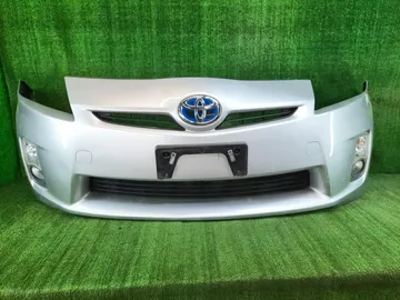 БАМПЕР НА TOYOTA PRIUS ZVW30