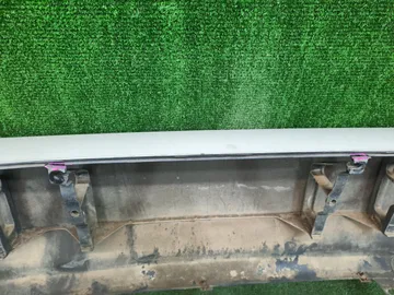 БАМПЕР НА TOYOTA COROLLA RUNX NZE121