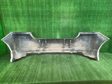 БАМПЕР НА TOYOTA COROLLA RUNX NZE121