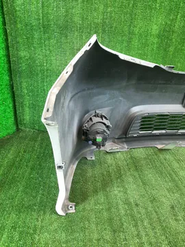 БАМПЕР НА TOYOTA ISIS ZGM10G