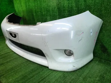 БАМПЕР НА TOYOTA ISIS ZGM10G