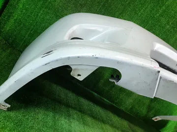 БАМПЕР НА TOYOTA ISIS ZGM10G