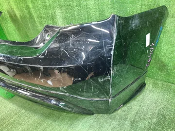 БАМПЕР НА TOYOTA PRIUS ZVW30