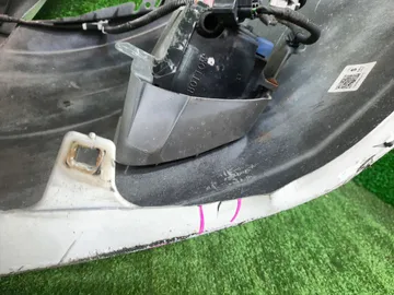 БАМПЕР НА TOYOTA PRIUS ZVW30