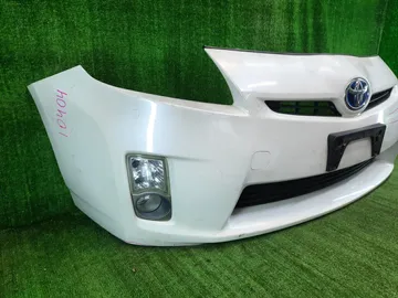БАМПЕР НА TOYOTA PRIUS ZVW30