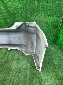 БАМПЕР НА TOYOTA PRIUS ZVW30