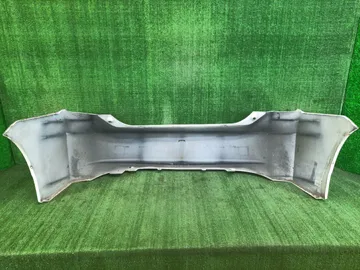 БАМПЕР НА TOYOTA PRIUS ZVW30