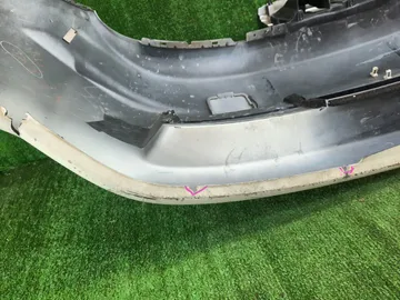 БАМПЕР НА NISSAN CUBE Z12