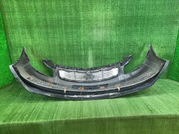 БАМПЕР НА NISSAN SKYLINE V36