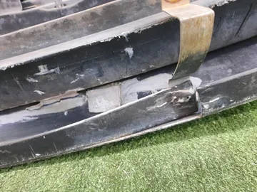 БАМПЕР НА NISSAN SKYLINE V36