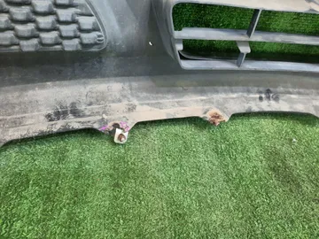 БАМПЕР НА NISSAN SKYLINE V36