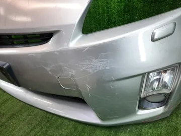 БАМПЕР НА TOYOTA PRIUS ZVW30