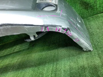 БАМПЕР НА TOYOTA PRIUS ZVW30