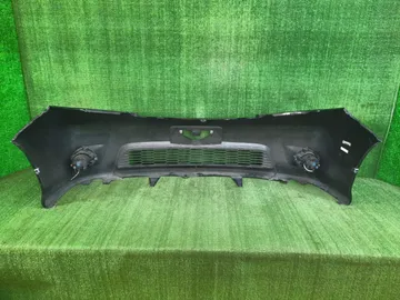 БАМПЕР НА TOYOTA ISIS ZGM10G