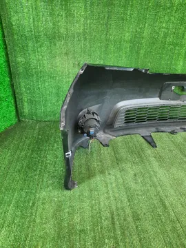БАМПЕР НА TOYOTA ISIS ZGM10G