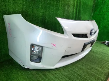 БАМПЕР НА TOYOTA PRIUS ZVW30
