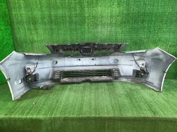 БАМПЕР НА TOYOTA PRIUS ZVW30