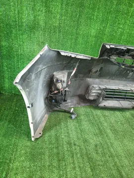 БАМПЕР НА TOYOTA PRIUS ZVW30