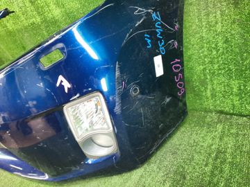 БАМПЕР НА TOYOTA PRIUS ZVW30