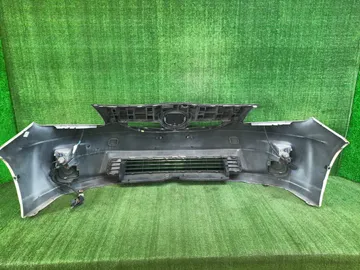 БАМПЕР НА TOYOTA PRIUS ZVW30