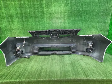 БАМПЕР НА TOYOTA PRIUS ZVW30