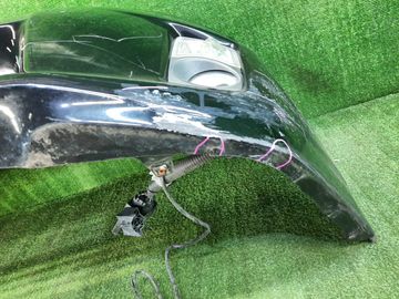 БАМПЕР НА TOYOTA PRIUS ZVW30