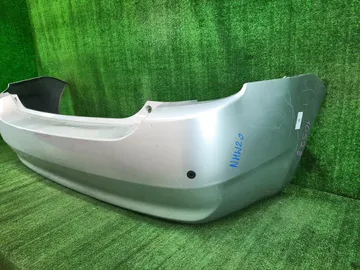 БАМПЕР НА TOYOTA PRIUS NHW20