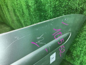 БАМПЕР НА TOYOTA AVENSIS AZT251