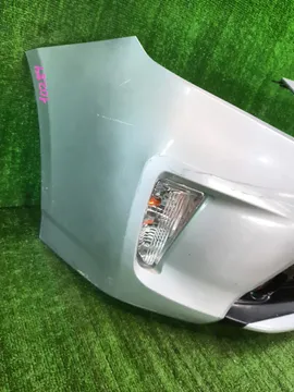 БАМПЕР НА TOYOTA PRIUS ZVW30