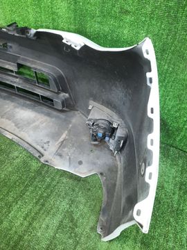 БАМПЕР НА NISSAN SERENA C26