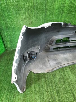 БАМПЕР НА NISSAN SERENA C26