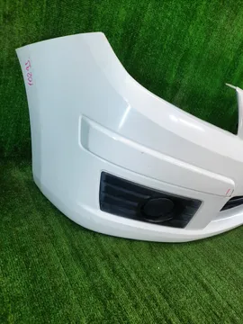 БАМПЕР НА MAZDA FAMILIA Y12