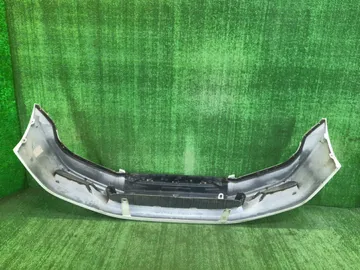 БАМПЕР НА MITSUBISHI LANCER CEDIA CS5W