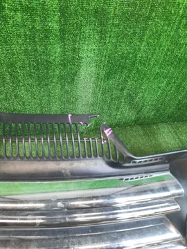 БАМПЕР НА VOLKSWAGEN GOLF 1K1