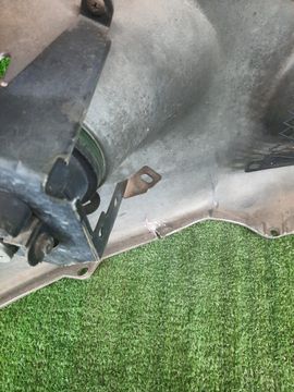 БАМПЕР НА MITSUBISHI GRANDIS NA4W