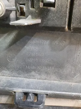 БАМПЕР НА CITROEN C5 RW