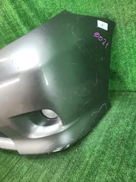 БАМПЕР НА TOYOTA ISIS ZNM10G