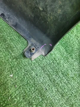 БАМПЕР НА TOYOTA ISIS ZNM10G