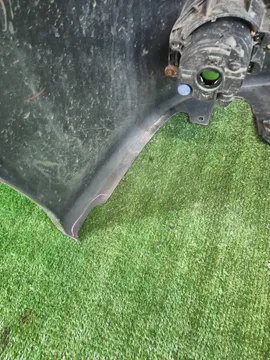 БАМПЕР НА TOYOTA ISIS ZNM10G