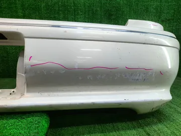 БАМПЕР НА TOYOTA MARK II GX105