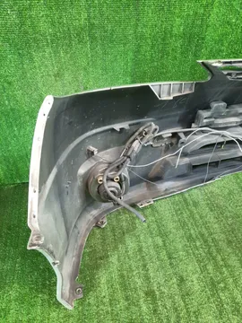 БАМПЕР НА TOYOTA ESTIMA ACR30W