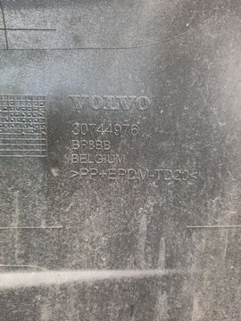 БАМПЕР НА VOLVO V50 MW43