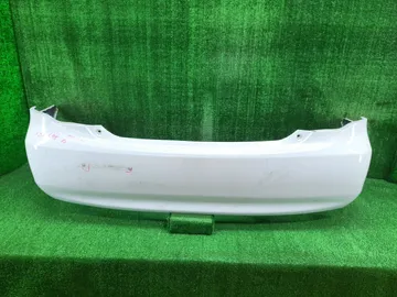 БАМПЕР НА TOYOTA COROLLA  AXIO NZE141