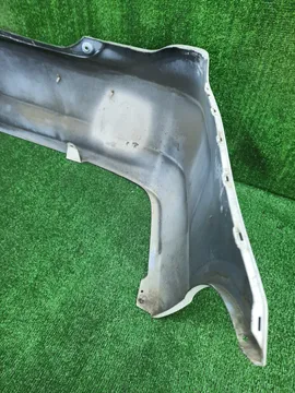 БАМПЕР НА TOYOTA COROLLA  AXIO NZE141