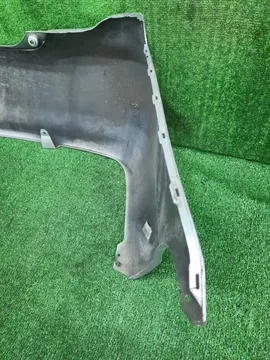 БАМПЕР НА TOYOTA COROLLA  AXIO NZE141
